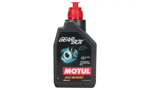 Motul 80W90 - Dlaczego warto wybrać ten olej do skrzyni biegów?