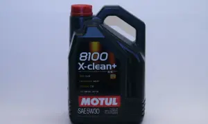 Olej Motul 5W30 diesel - najlepsza ochrona dla Twojego silnika