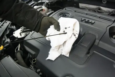 Co ile wymiana oleju 5W30 diesel? Kluczowe informacje dla kierowców